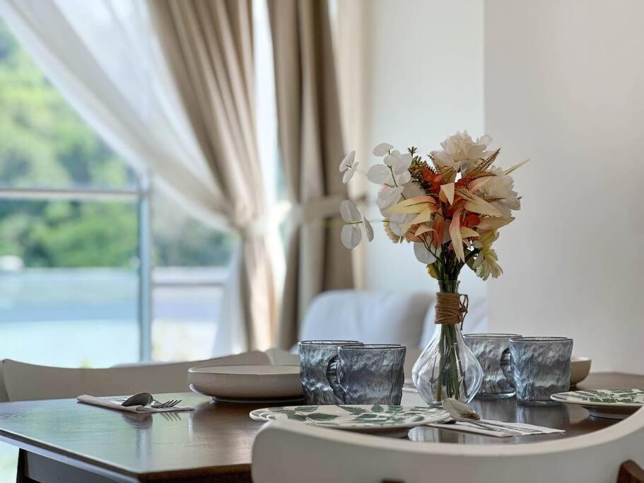 Comfy 2 Bedder Retreat Near Garden With Netflix Apartment *