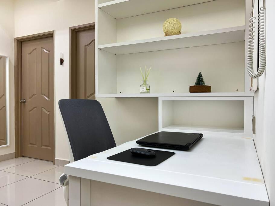 Comfy 2 Bedder Retreat Near Garden With Netflix Apartment *